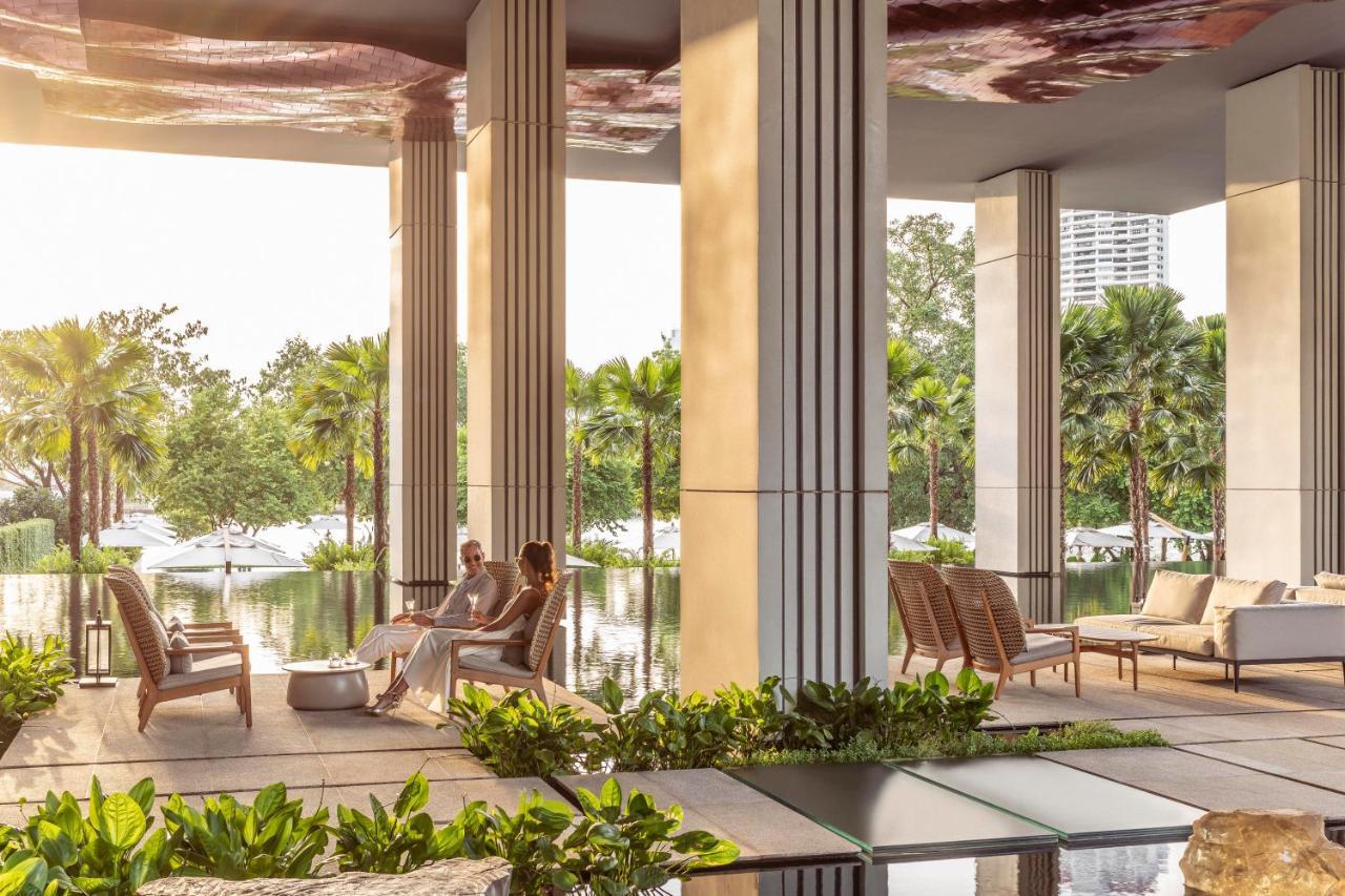Four Seasons Hotel Bangkok At Chao Phraya River Exterior photo